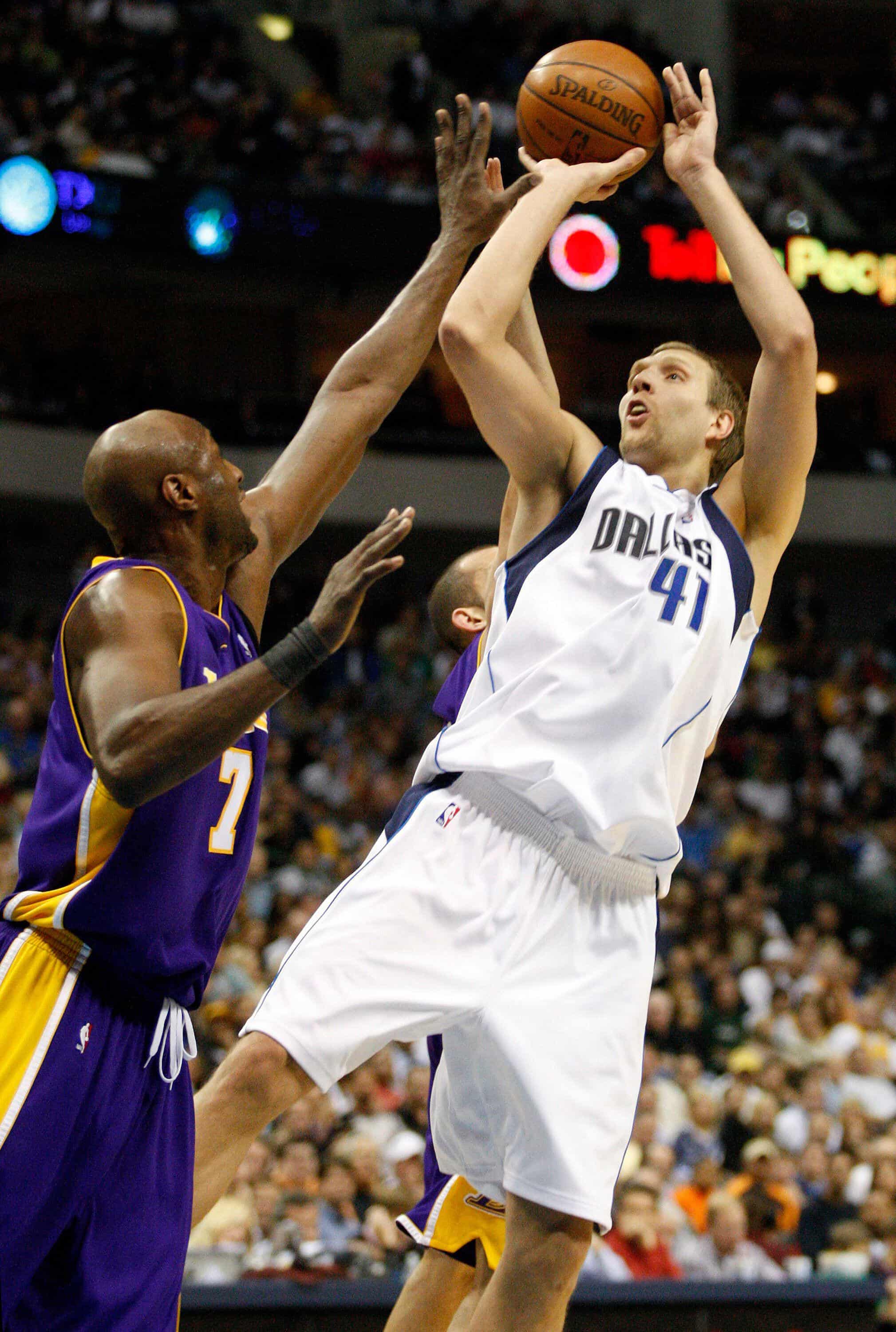 UNIFORM GAME-WORN NBA DALLAS MAVERICKS 2007-08 